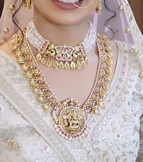 BH CHOKER / BRIDAL SETS GROUP
