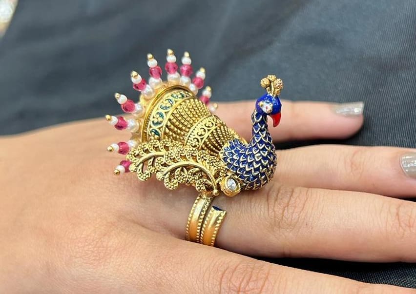 BH FINGER RING GROUP